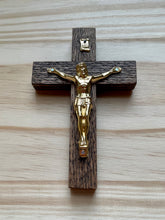 Load image into Gallery viewer, 5&quot; Brown Wood Crucifix