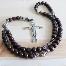 Load image into Gallery viewer, Camo Paracord Brown Wood &amp; Rose Beads Rosary