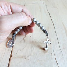 Load image into Gallery viewer, Camo &amp; Gray Pocket Rosary